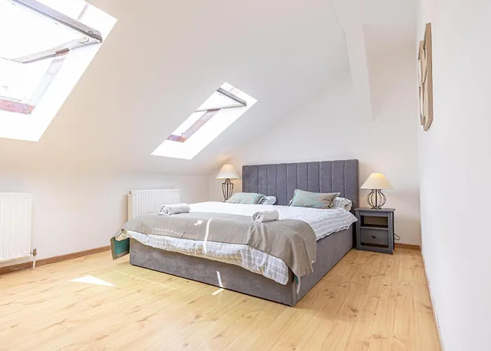 Spacious & Comfy Private In 3br Shared Apt, Very In Viena