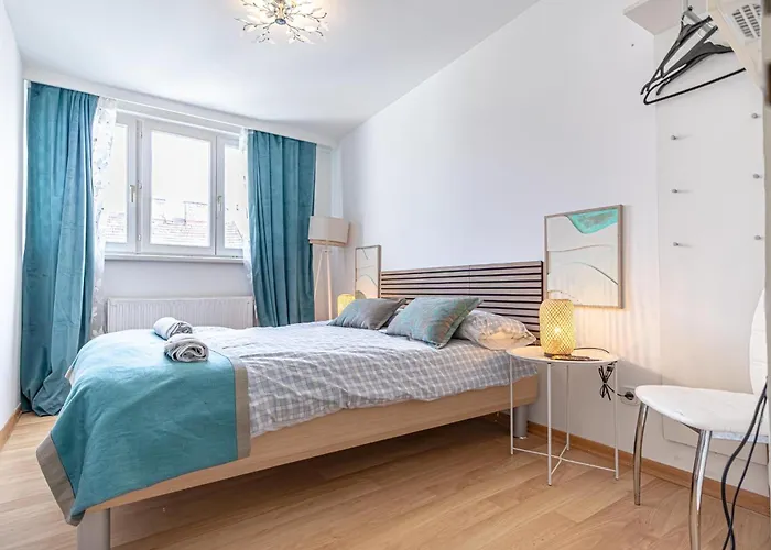 Spacious & Comfy Private In 3br Shared Apt, Very In Apartamento Viena