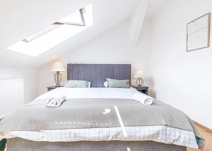Apartamento Spacious & Comfy Private In 3br Shared Apt, Very In Viena