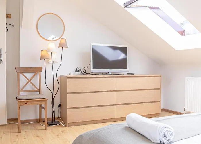 Apartamento Spacious & Comfy Private In 3br Shared Apt, Very In Viena