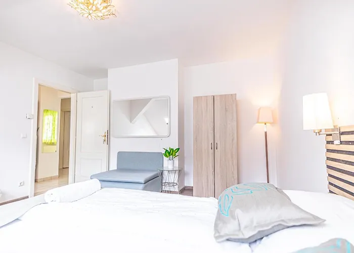 Spacious & Comfy Private In 3br Shared Apt, Very In Viena