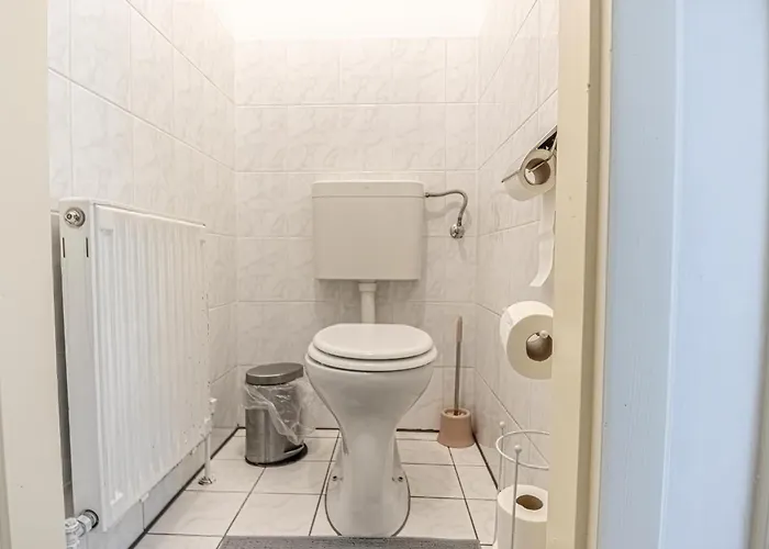 Apartamento Spacious & Comfy Private In 3br Shared Apt, Very In Viena