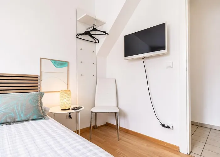 Spacious & Comfy Private In 3br Shared Apt, Very In Apartamento *