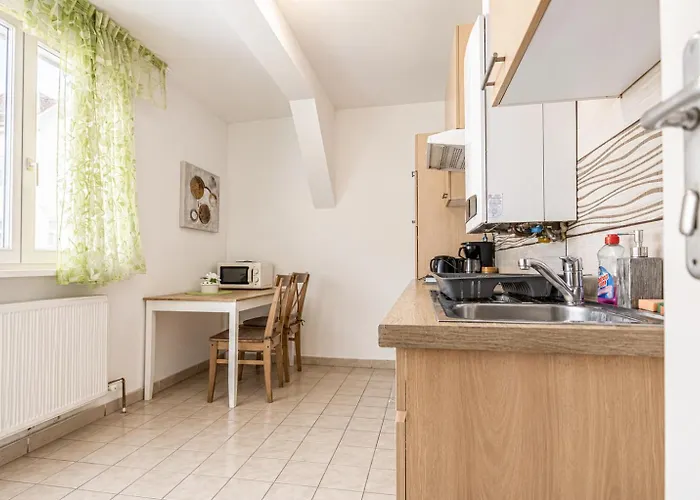 Spacious & Comfy Private In 3br Shared Apt, Very In Apartamento *