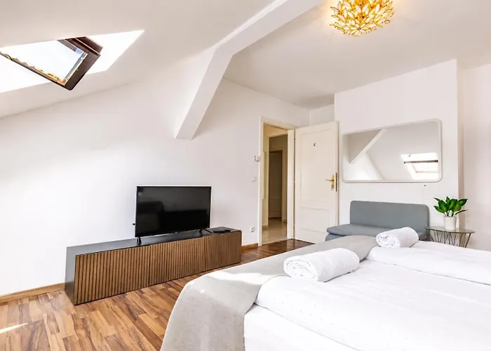 Apartamento Spacious & Comfy Private In 3br Shared Apt, Very In Viena